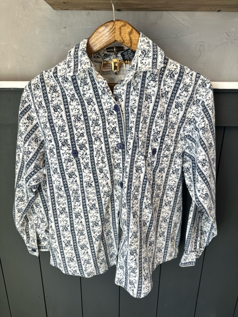 Sugar Co‎ Ltd White Cotton Button Up Top Navy Botanical Print 100% Cotton sz M